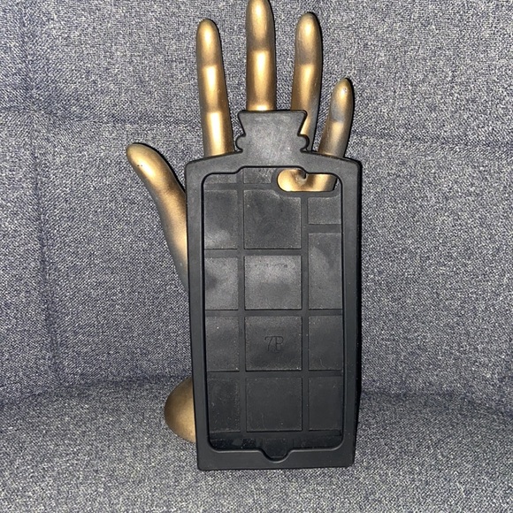 NEW Valfre "Bottle of Poison" Cellphone Case for iPhone 7 Plus & iPhone 8 Plus - Picture 2 of 3